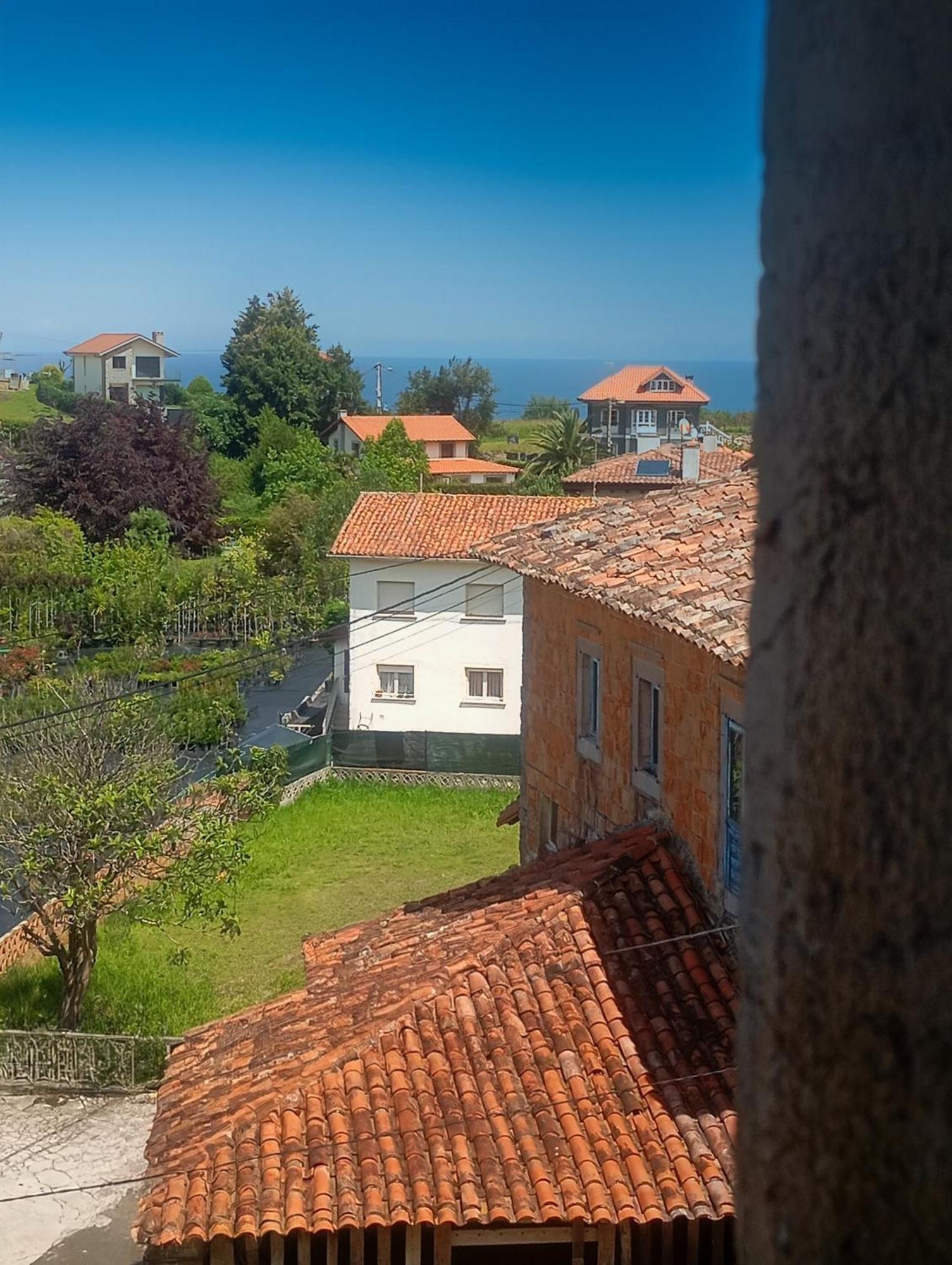 El Juacu Guest House Llanes Exterior photo
